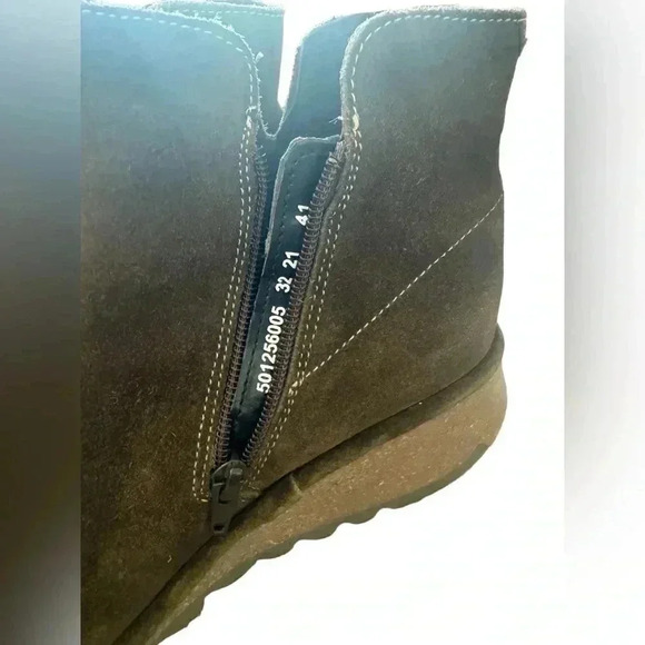 Fly London Green Nilo Sludge Suede Wedge Booties Size 41 - Picture 14 of 15